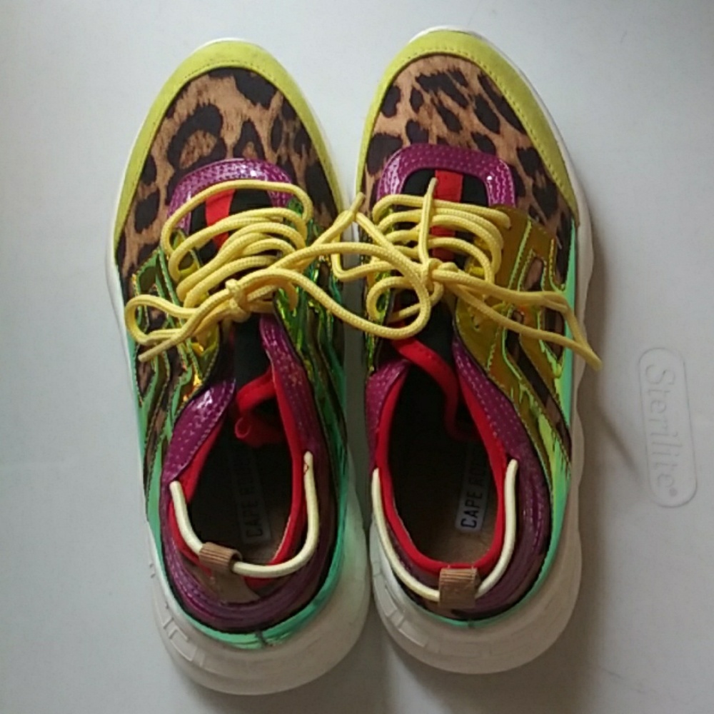 Cape Robbins Multicolor Athena Sneakers